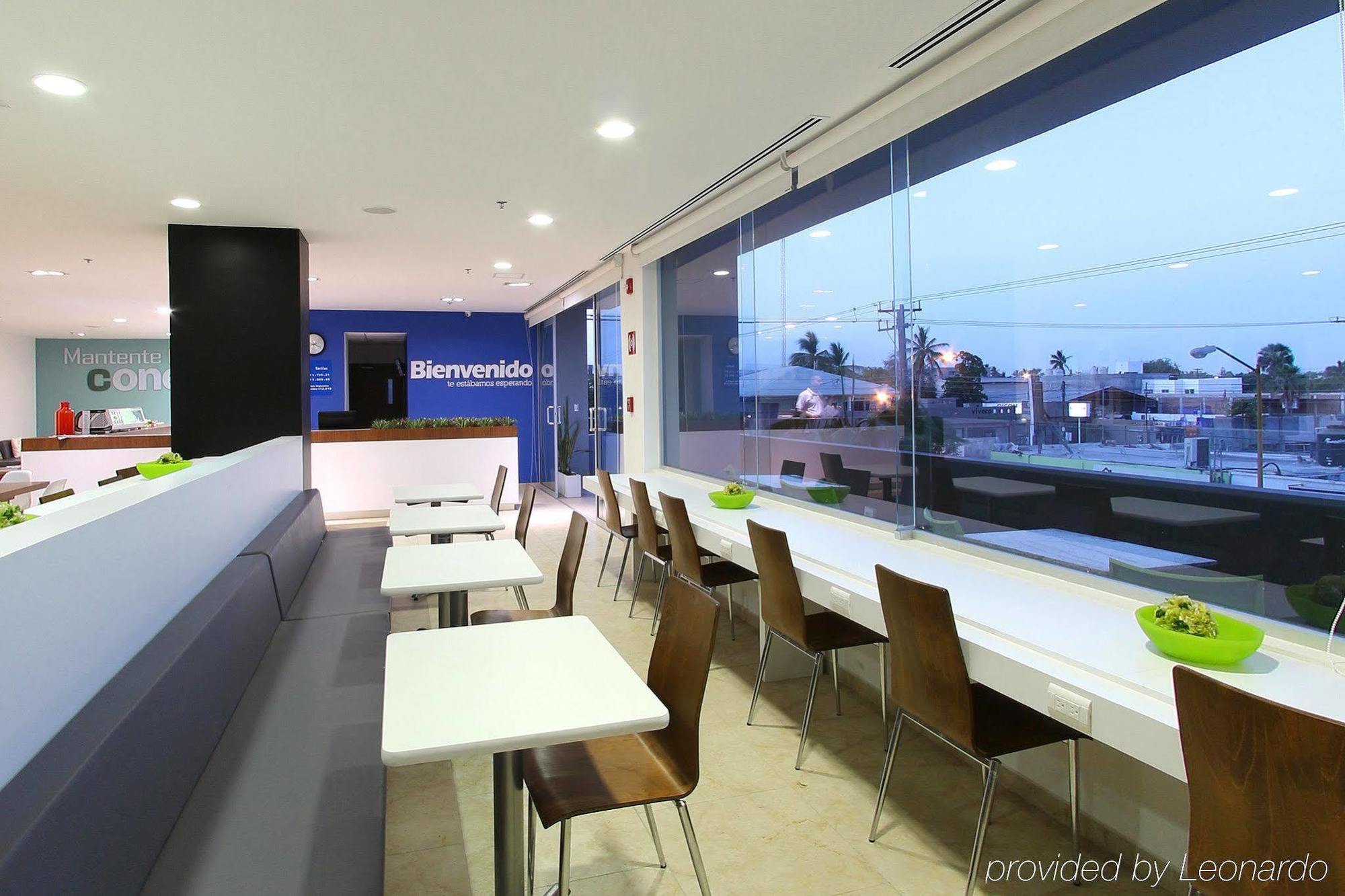 One La Paz Hotell Restaurang bild