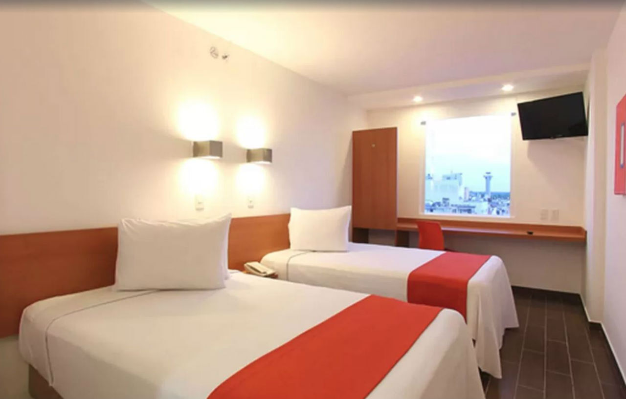 One La Paz Hotell Exteriör bild